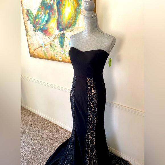 WINDSOR 🖤BLACK🖤 STRAPLESS MERMAID PROM FORMAL DRESS SIZE MEDIUM 🌟NWT🌟 - Picture 2 of 16
